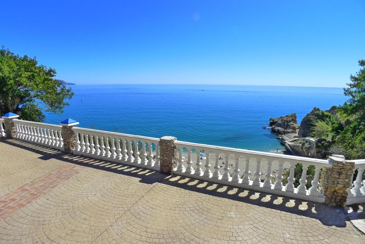 Villa Angela Nerja Eksteriør bilde